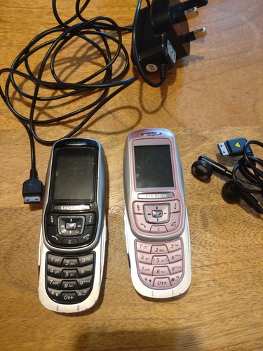 Samsung e350 pink black - ,