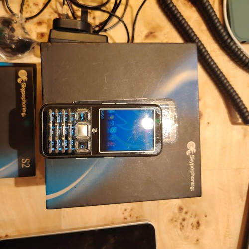 Amoi skype 3g - amoi, s2