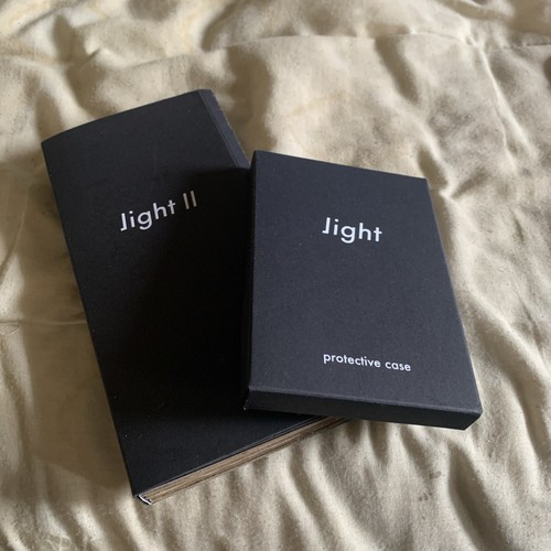 Light phone international - 2,